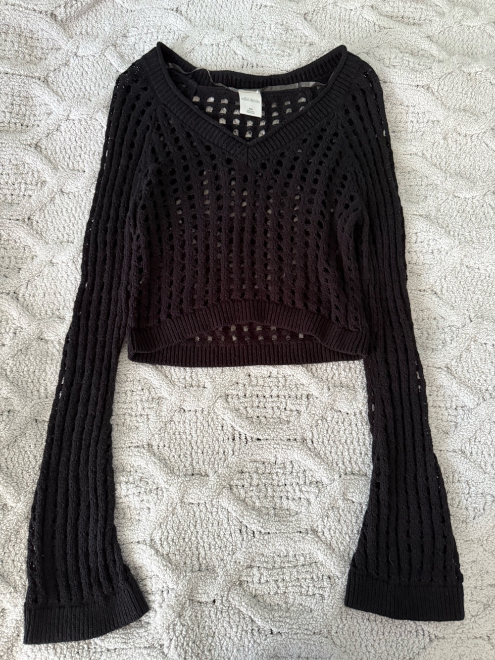 wild fable Black Open-Knit V-Neck Cropped Sweater